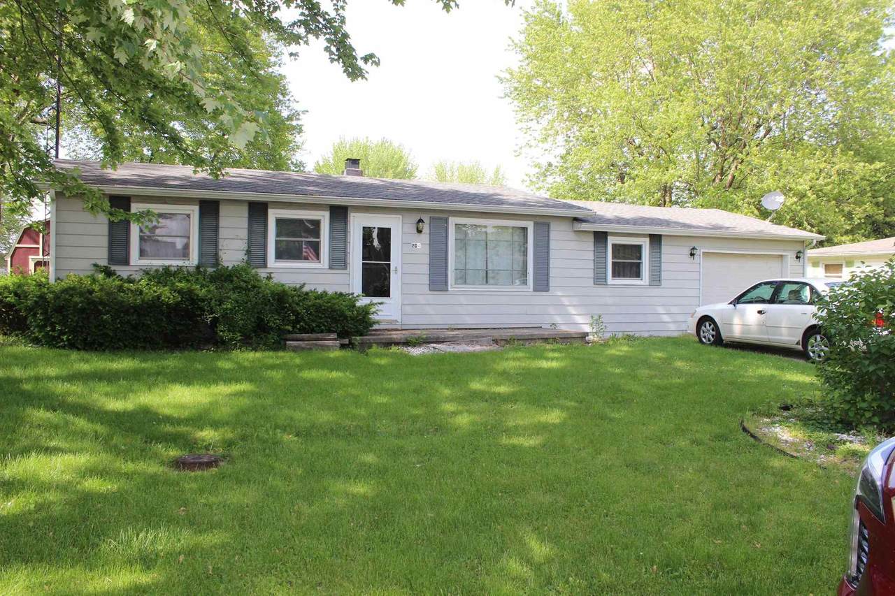 204 Center Drive - Photo 1