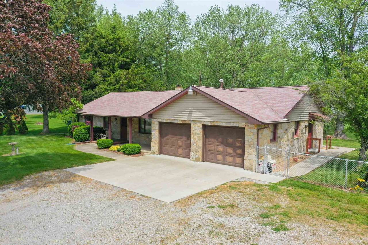 541 Western Heights Loop - Photo 1