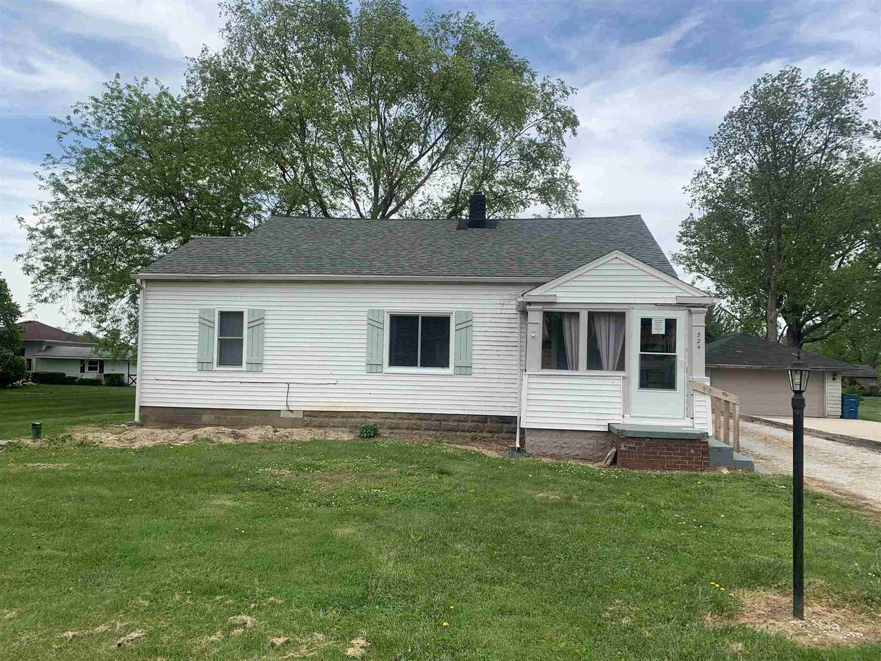 524 Cassville Road - Photo 1