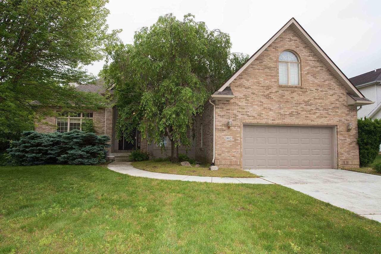 802 Shady Creek Drive - Photo 1