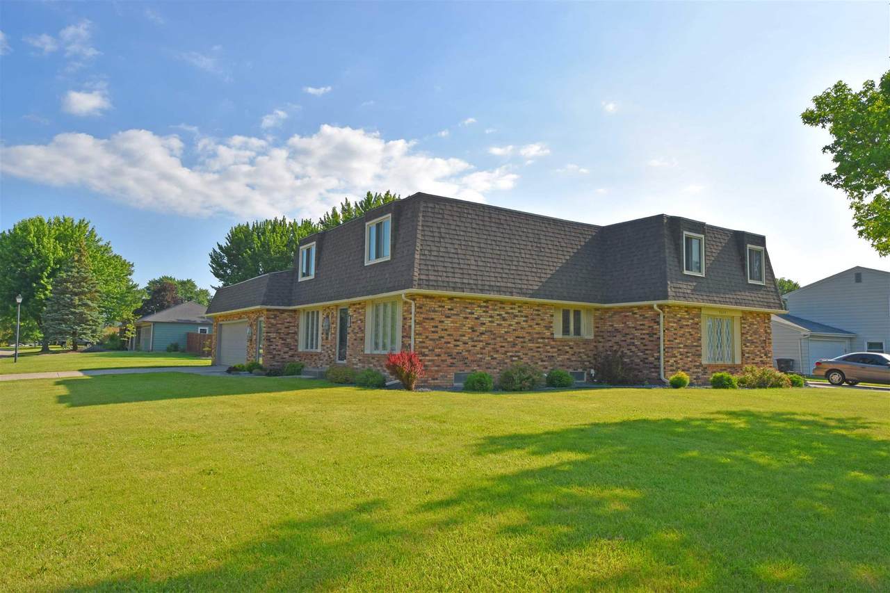 4127 Turf Lane - Photo 1
