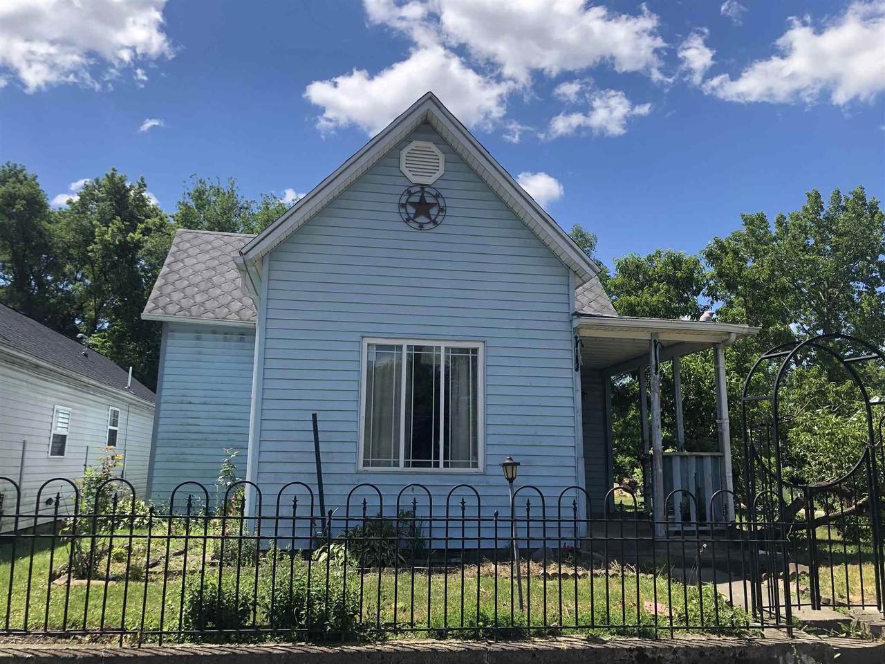 817 First Street - Photo 1