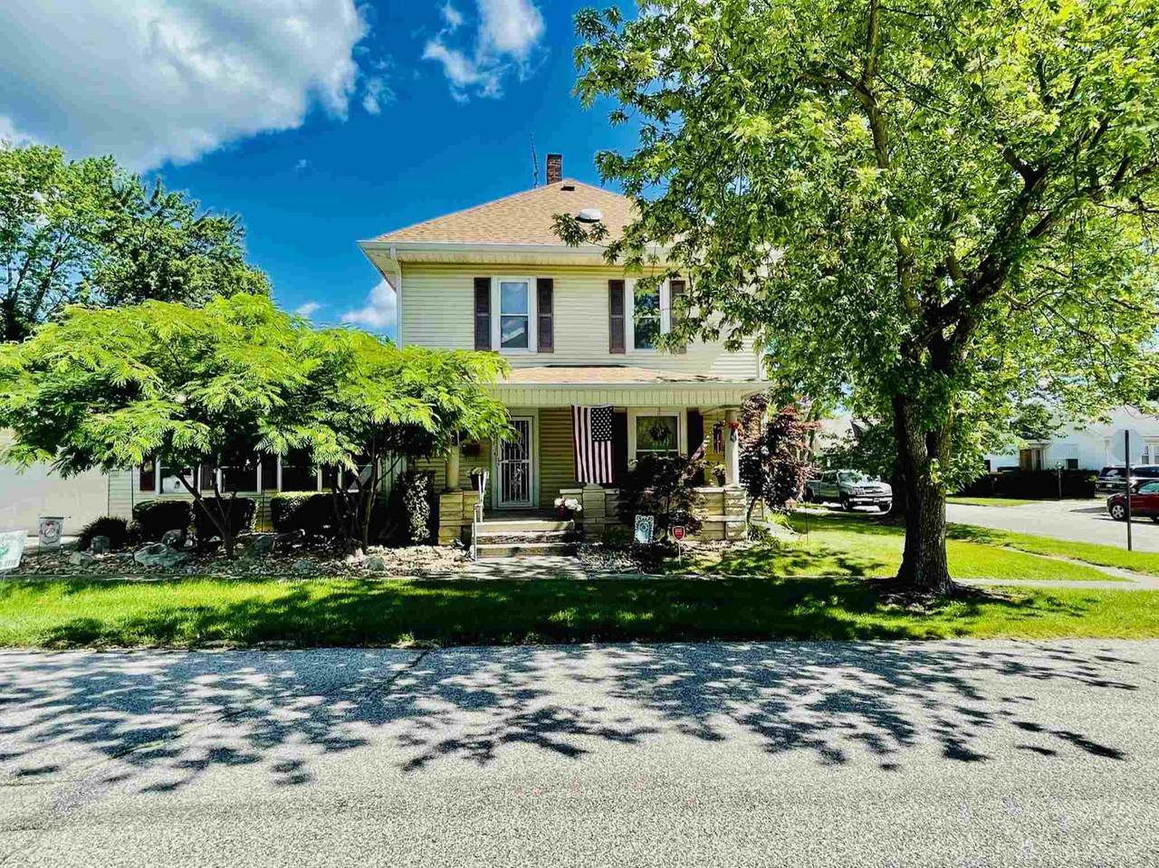 1701 6th Street - Photo 1