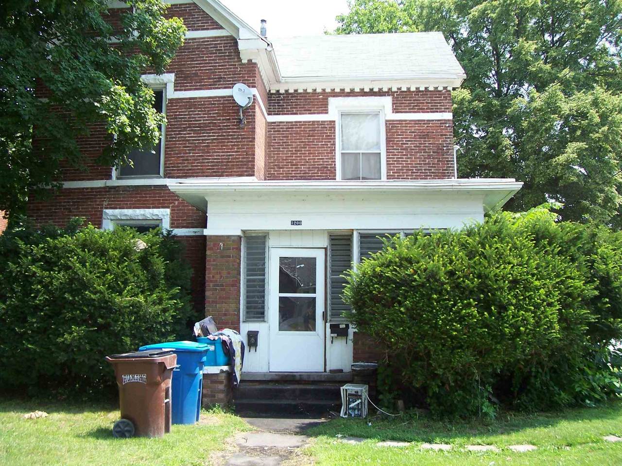 1200 N 3rd Street - Photo 1