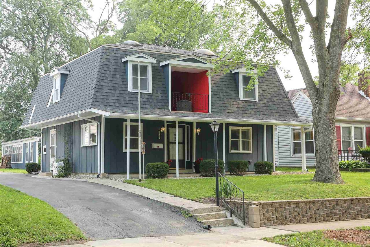 1206 King Street - Photo 1