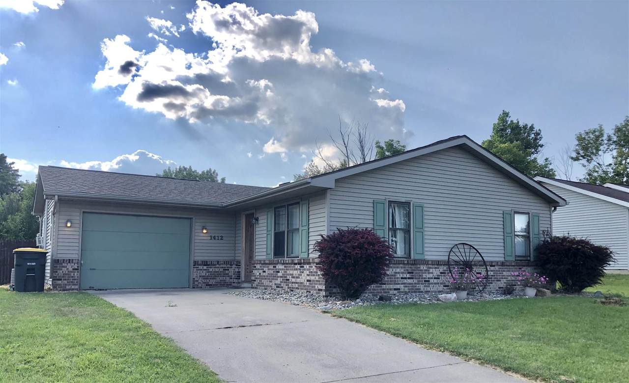1412 Town Street - Photo 1