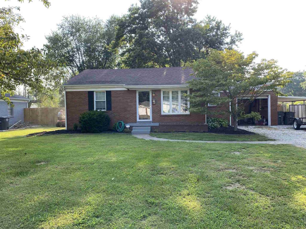 1622 Villa Drive - Photo 1