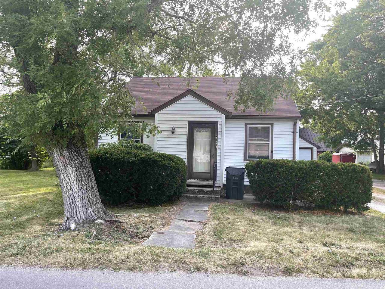 202 Mulberry Street - Photo 1