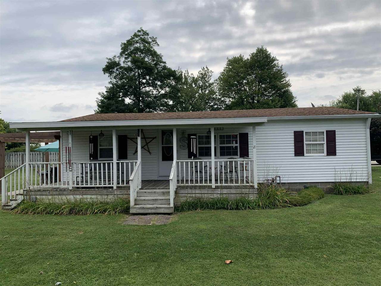 5052 Maple Street - Photo 1