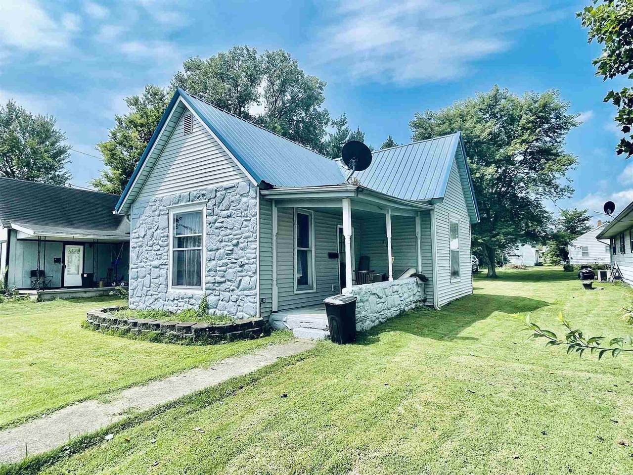 405 S 9th Street - Photo 1