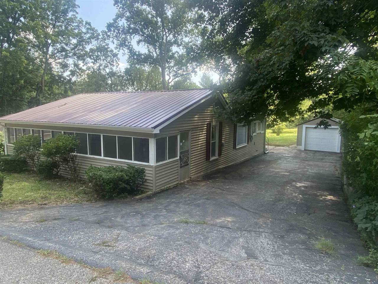 420 22nd Street - Photo 1