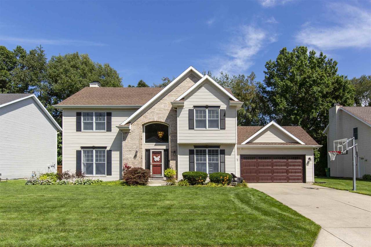 54628 Oak Leaf Court - Photo 1
