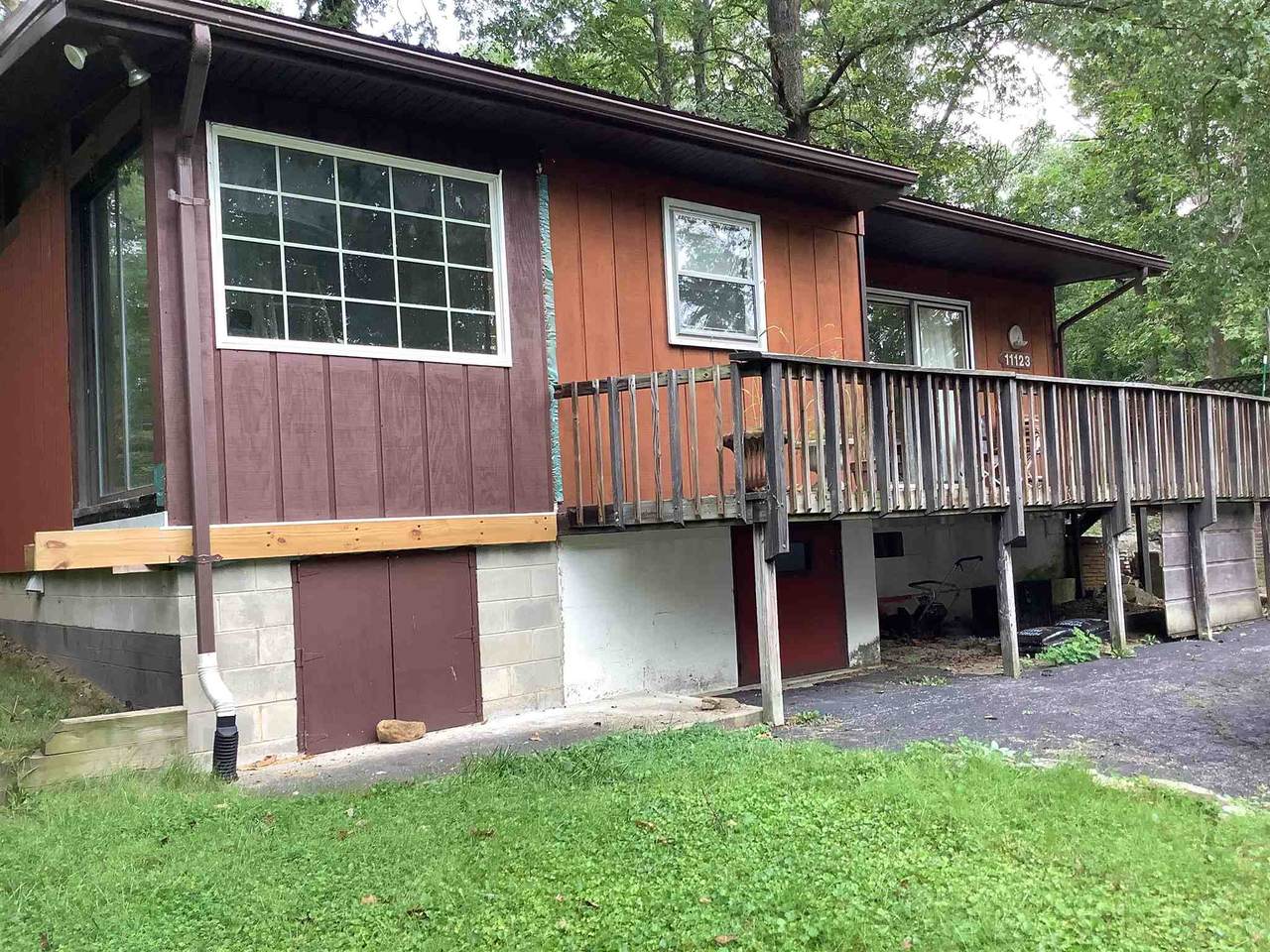 11123 Dogwood Lane - Photo 1