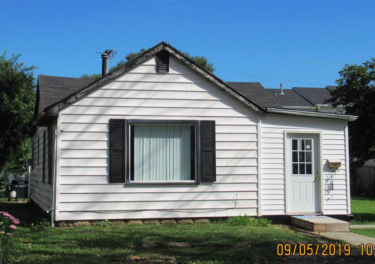 204 North F Street - Photo 1