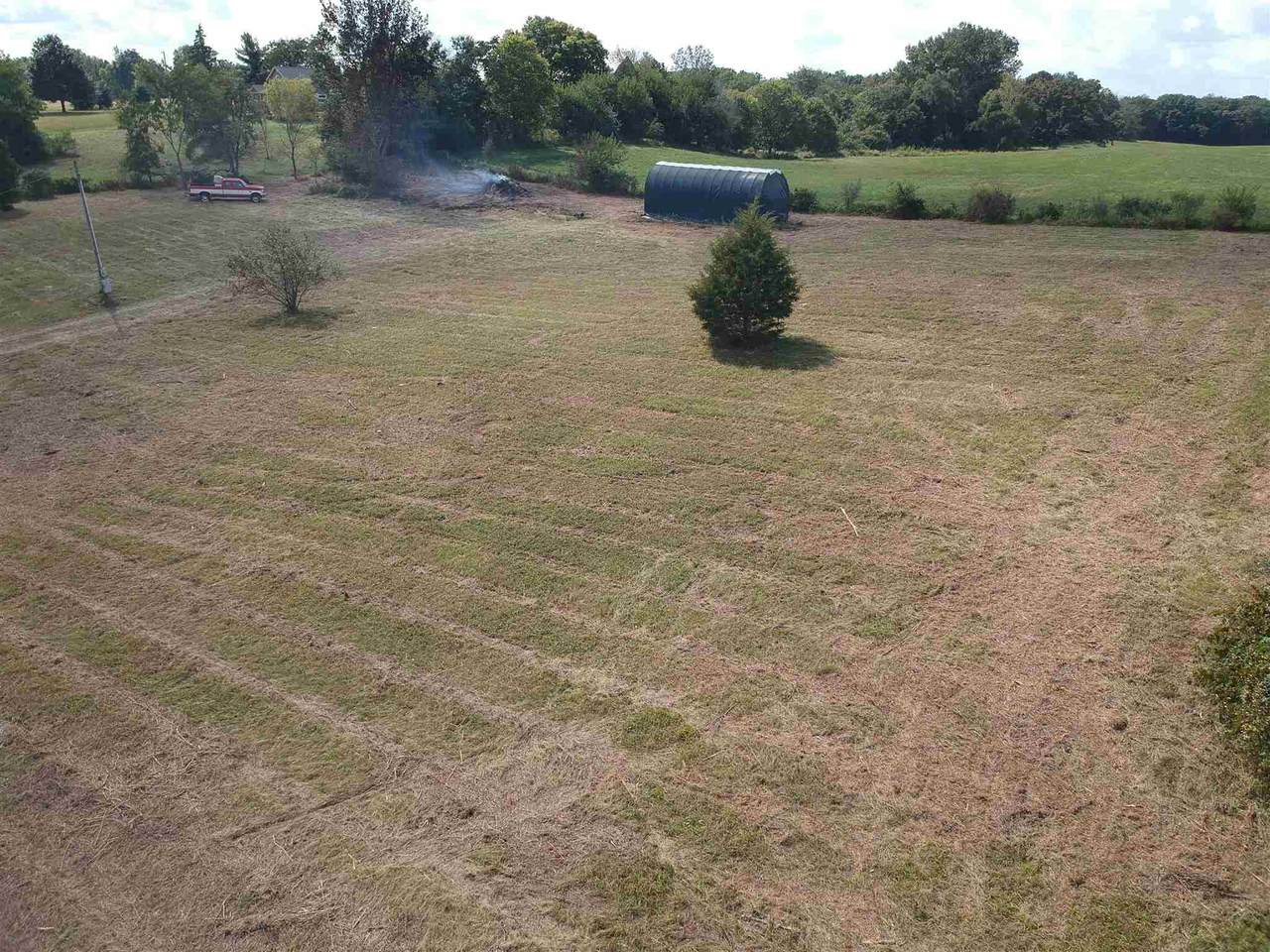 1525 River Rd W - Photo 1