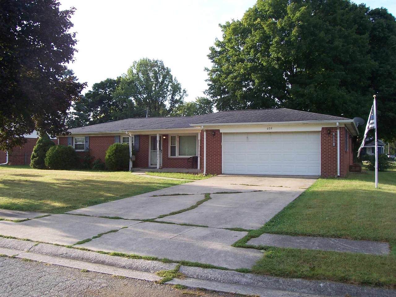 605 Church Street - Photo 1