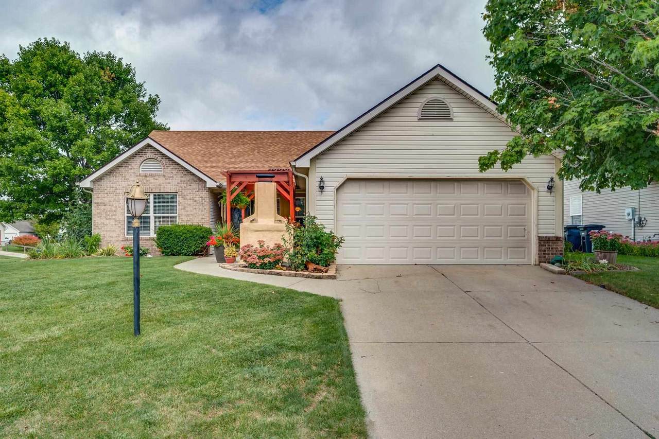 238 Cromwell Court - Photo 1