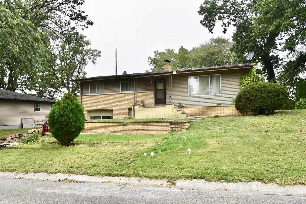 1010 Linda Avenue - Photo 1