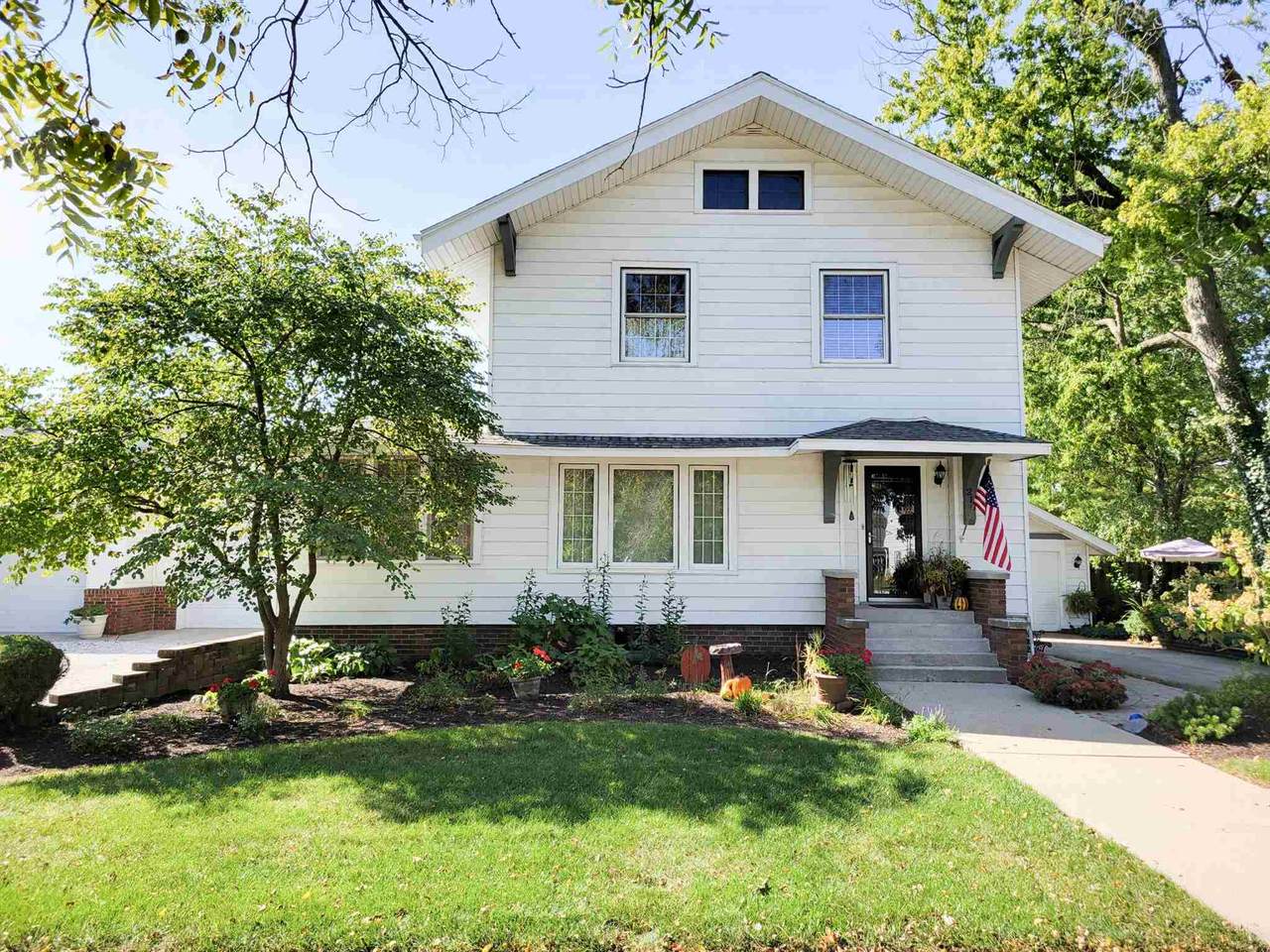 216 Maine Street - Photo 1