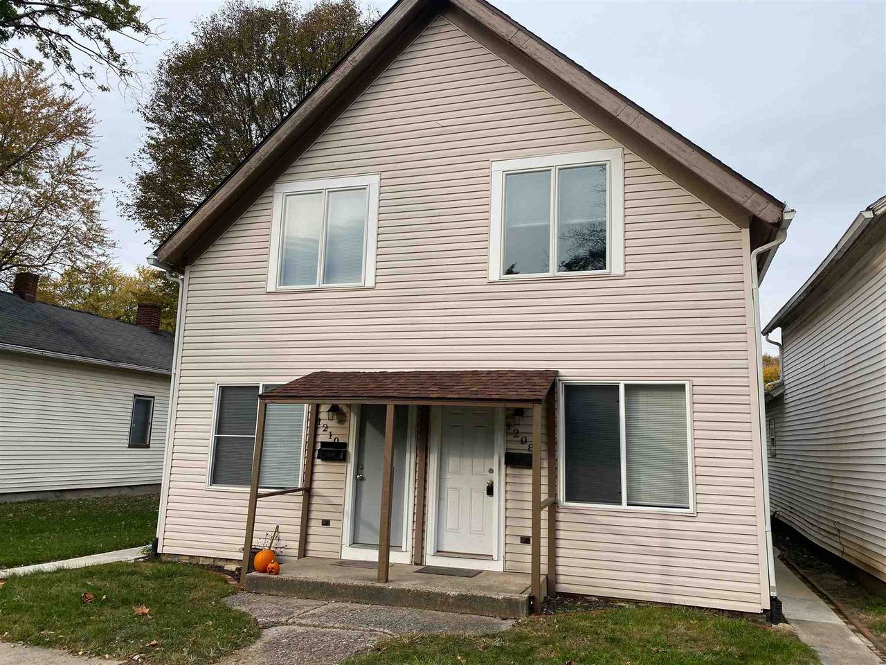 1208 Huron Street - Photo 1