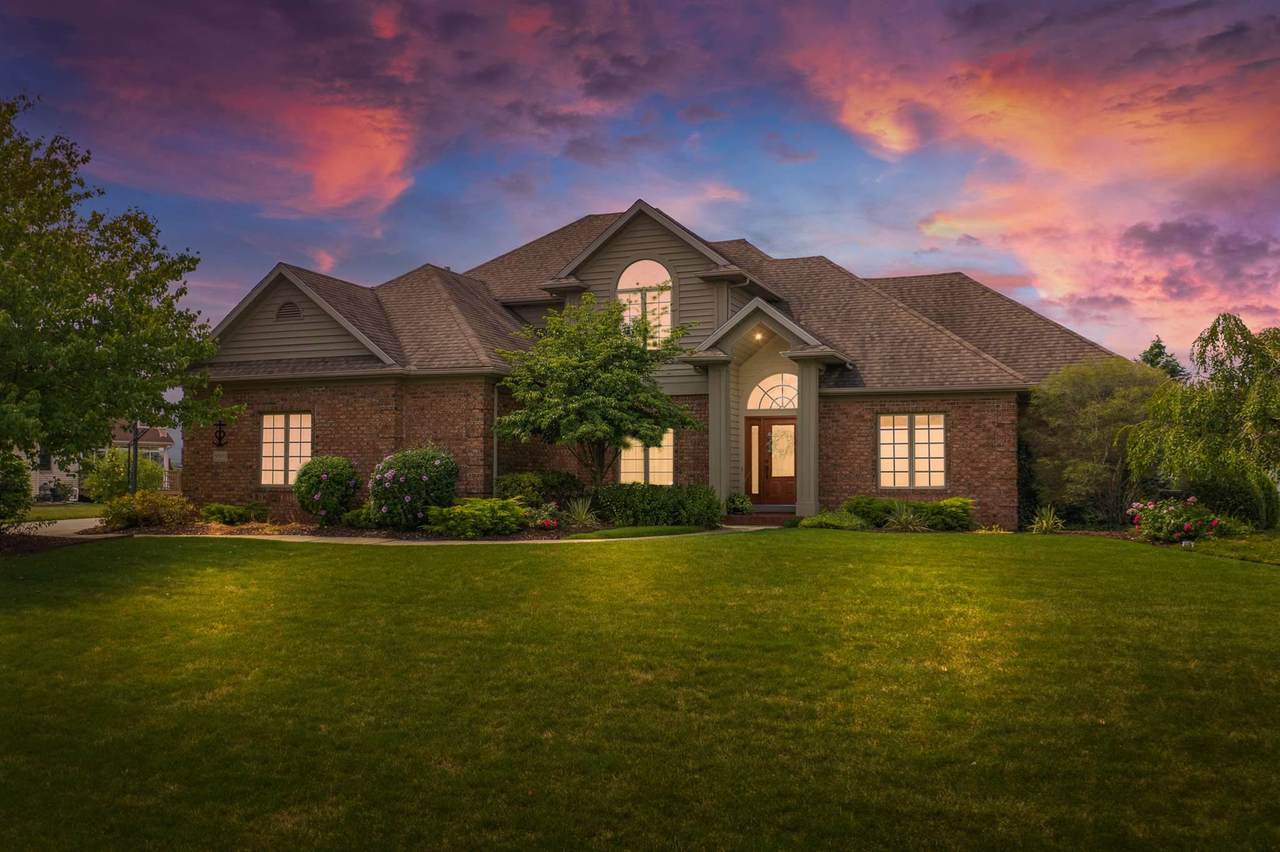 9910 Stowaway Cove - Photo 1