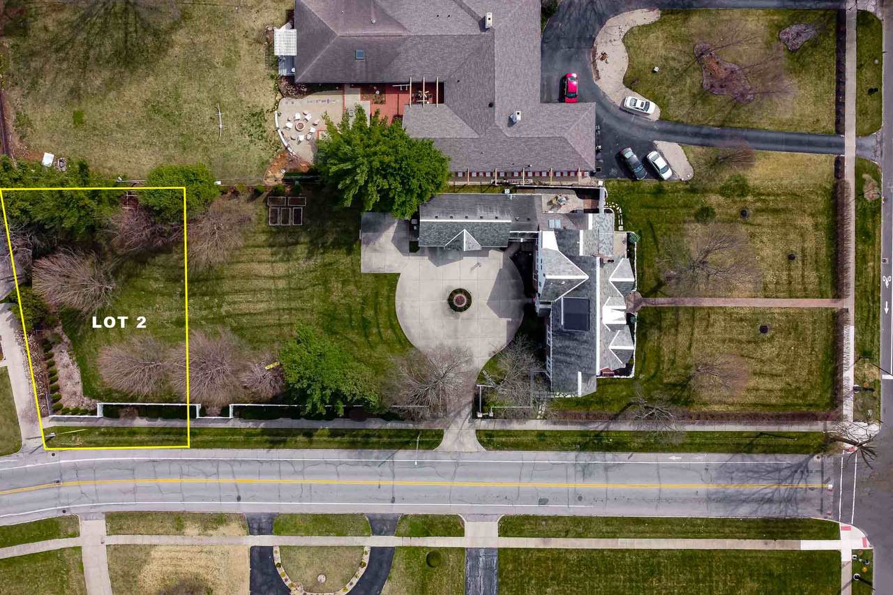 124 Twyckenham Drive - Photo 1