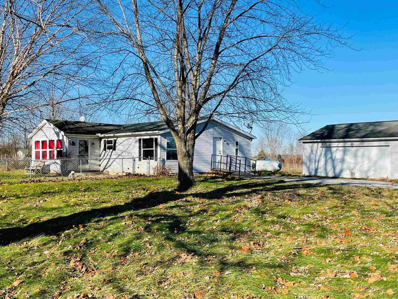 4814 400 W - Photo 1