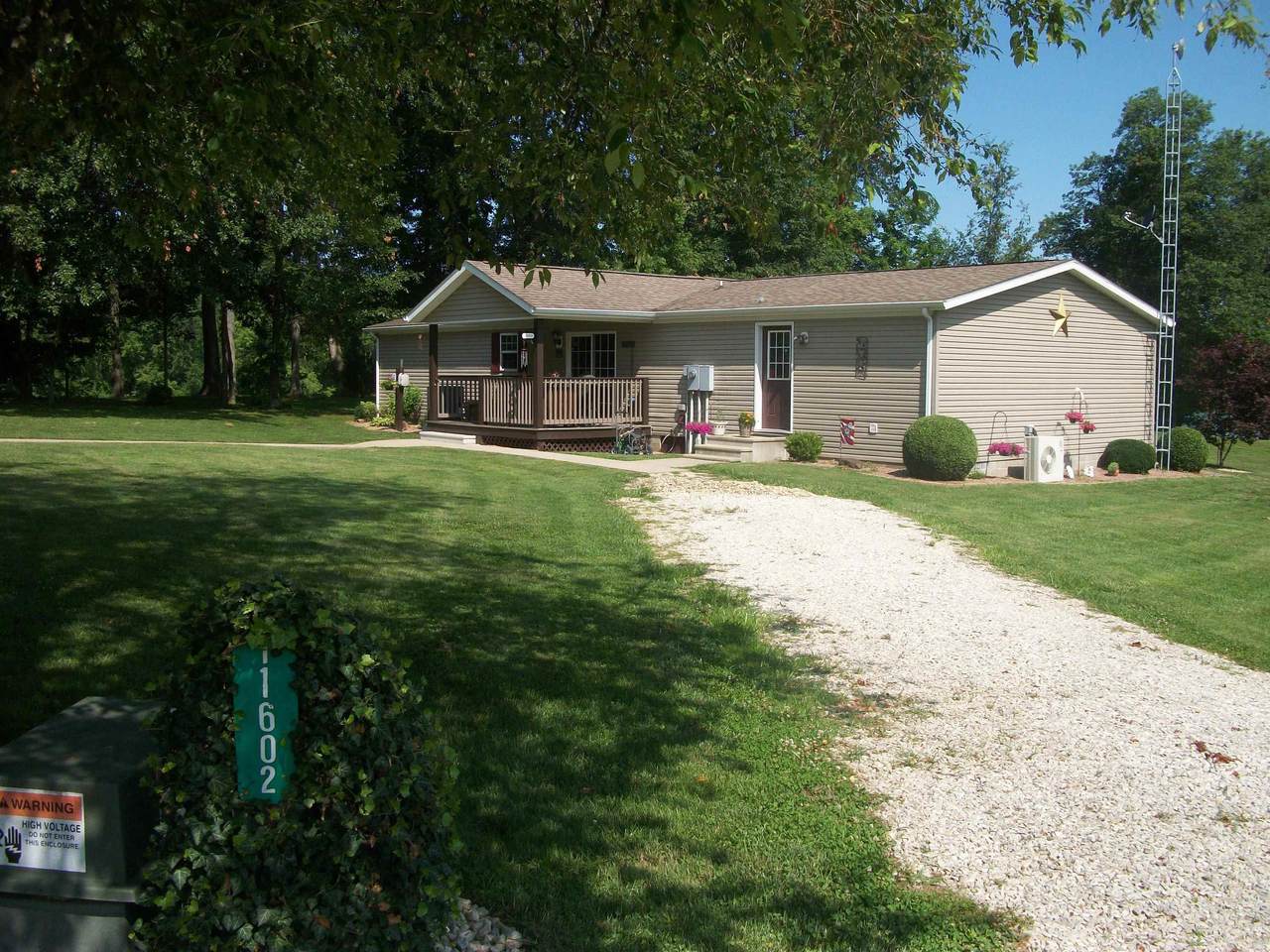 11602 Boggs West Circle - Photo 1