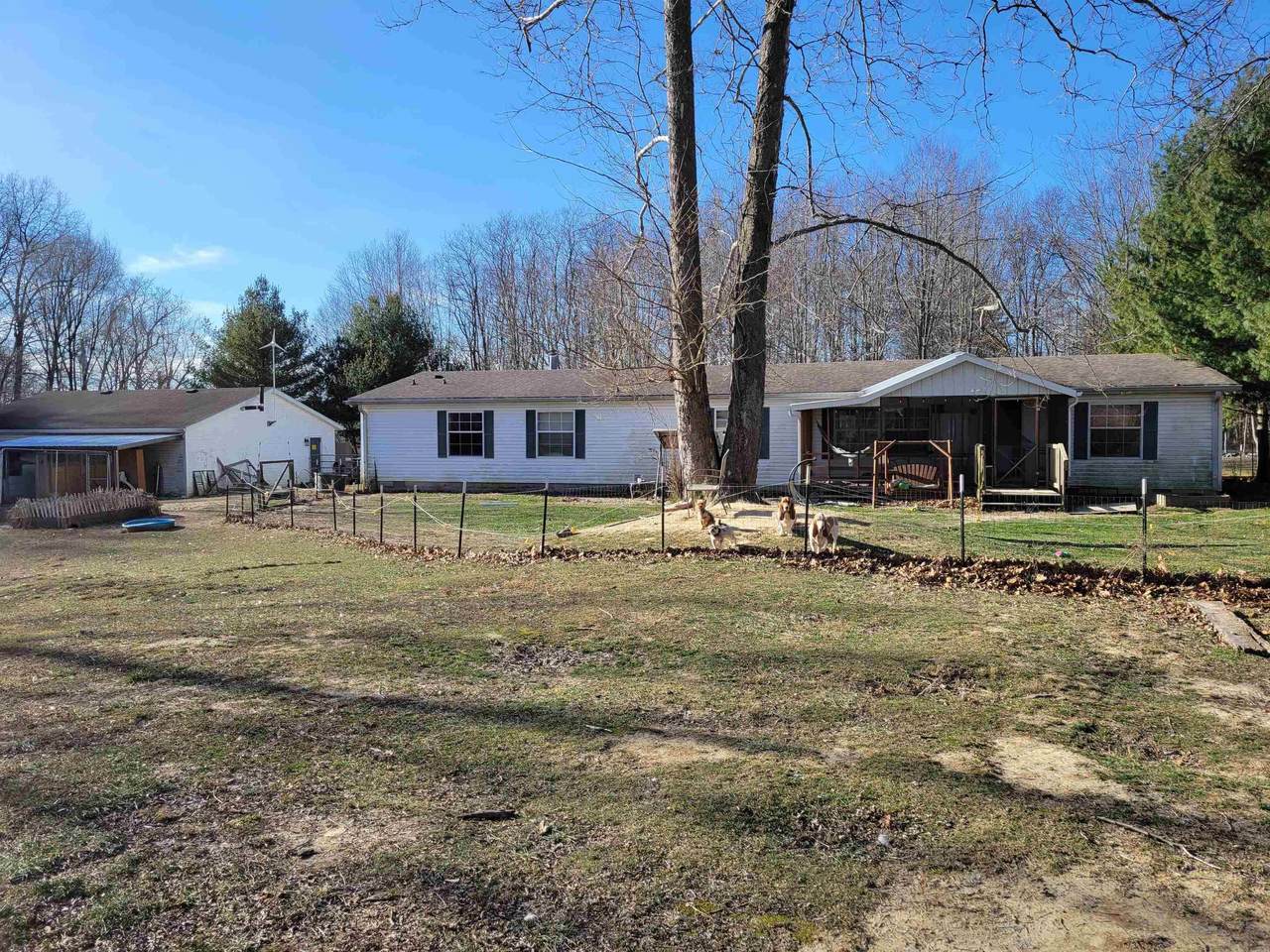 2511 Combes Road - Photo 1