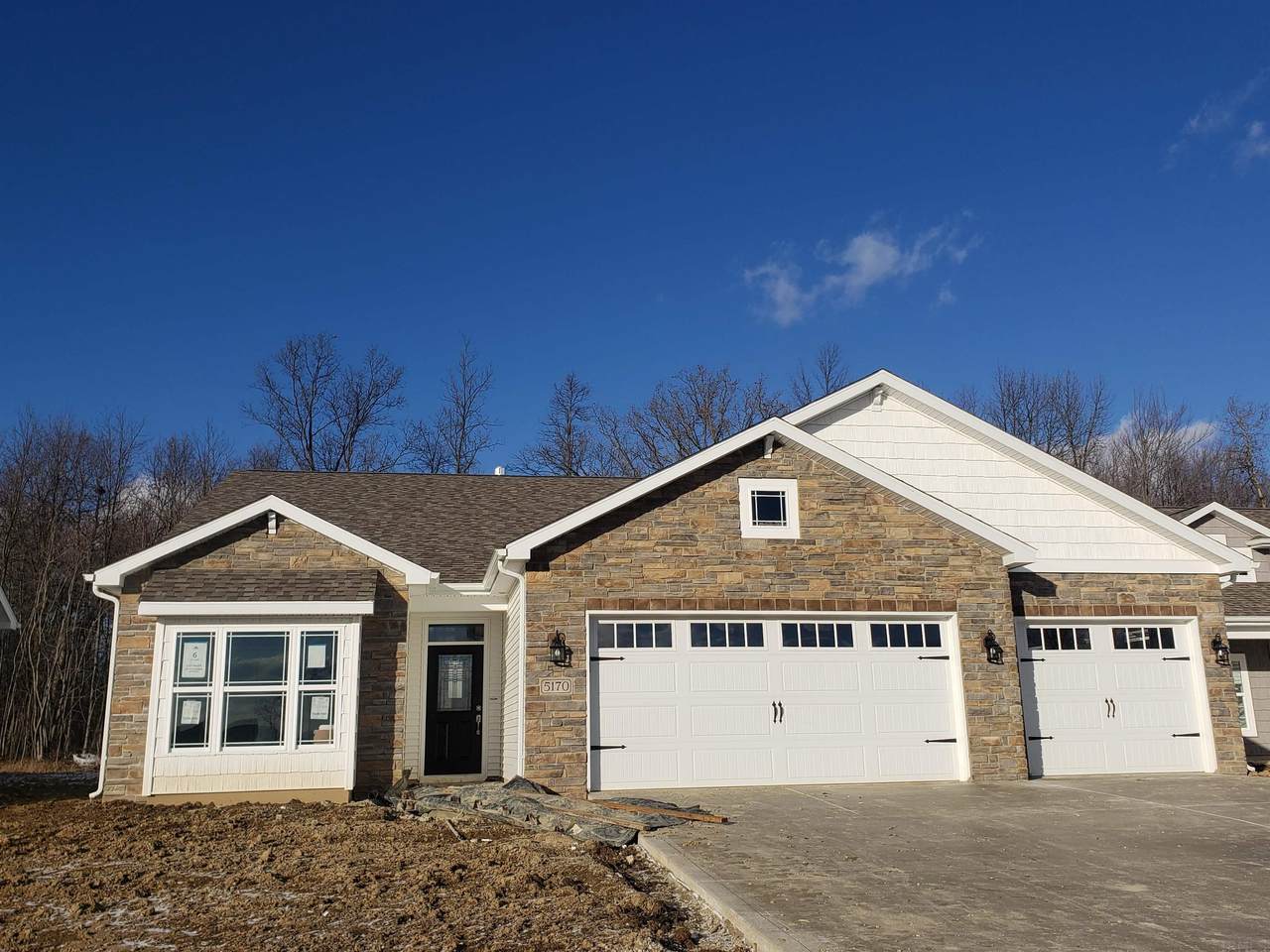 5170 Desert View Place - Photo 1