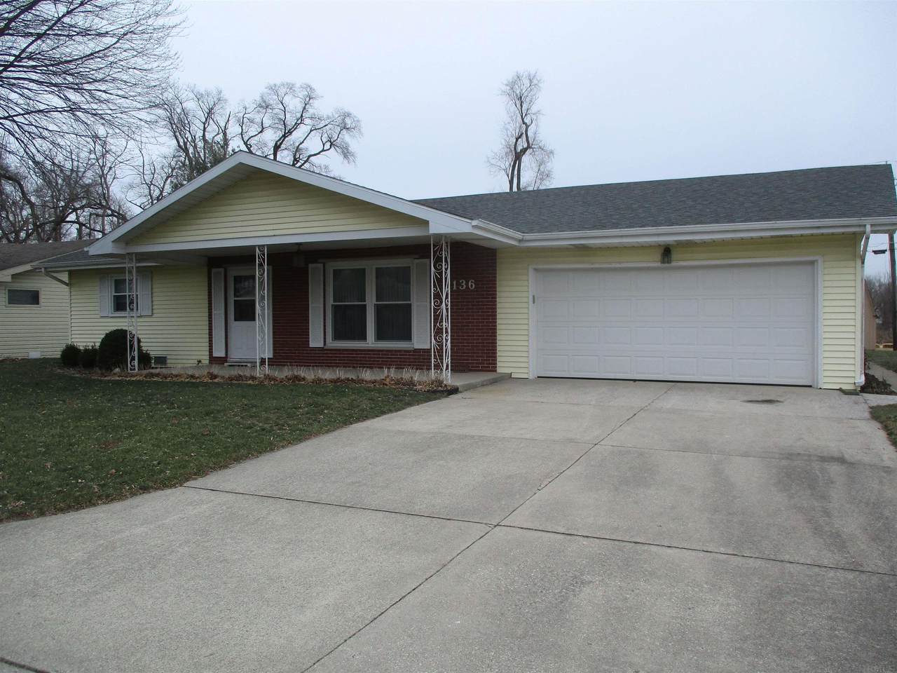 136 West Street - Photo 1