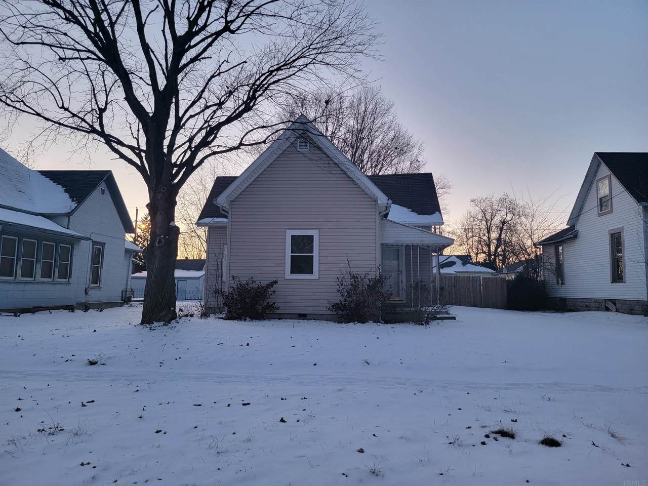 1025 Armstrong Street - Photo 1