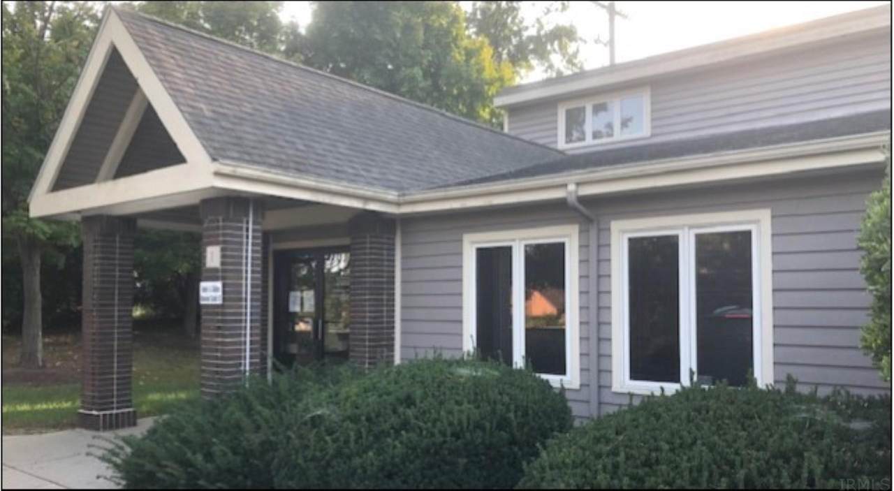 4630 Jefferson Boulevard - Photo 1