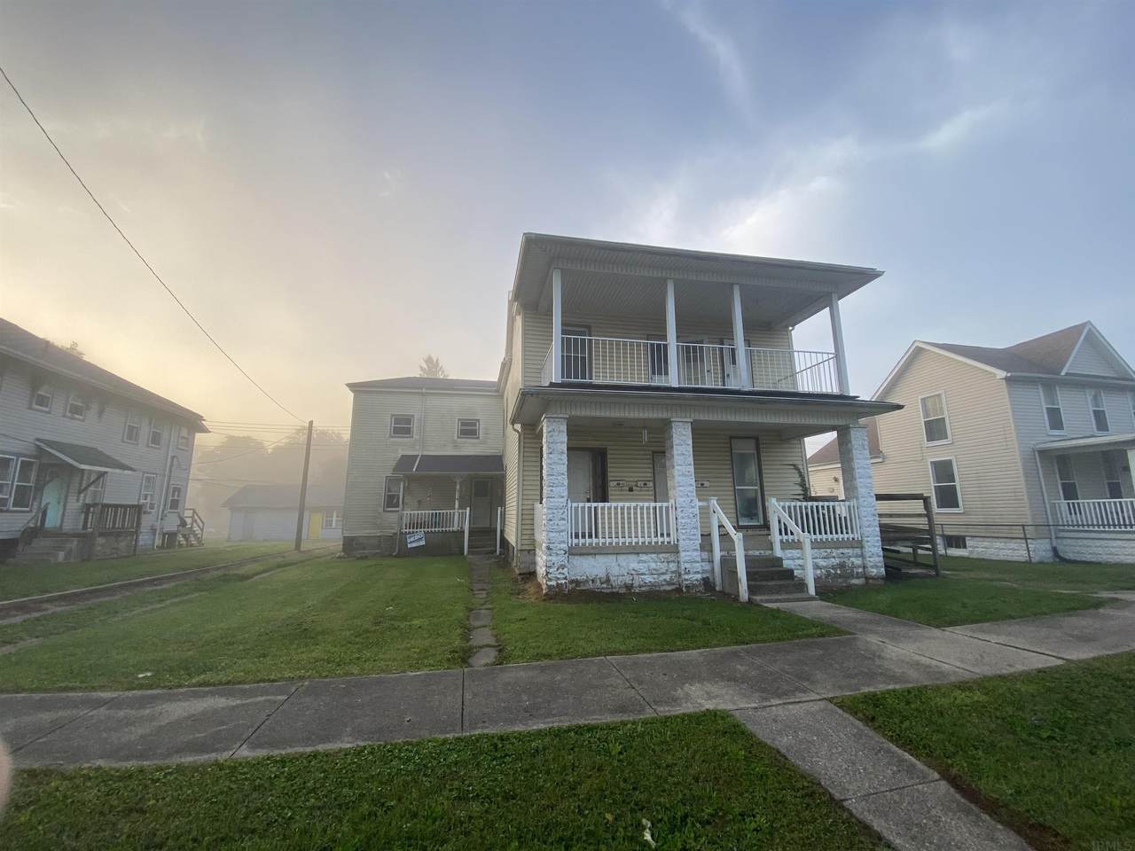 115 2nd St Street - Photo 1