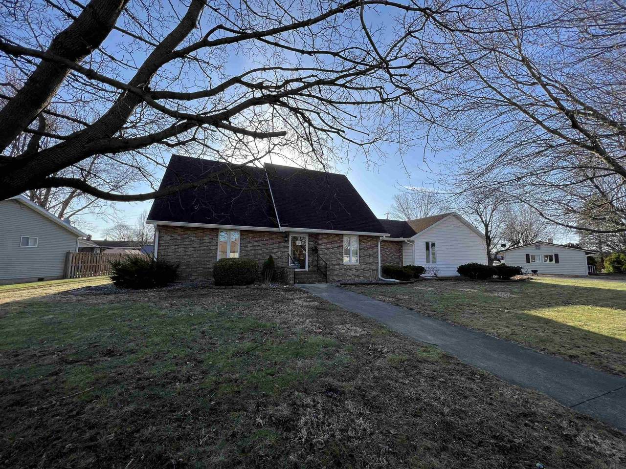 1515 Sunset Drive - Photo 1