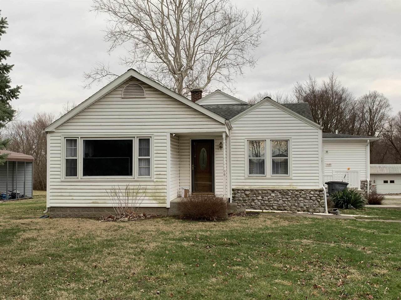 1681 100 N Road - Photo 1