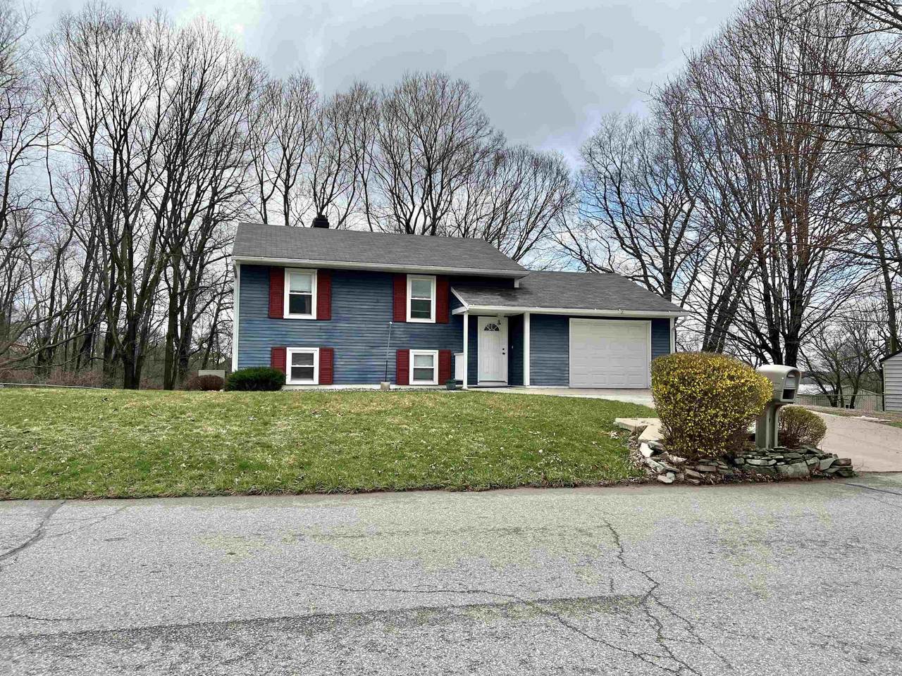 725 Walnut Avenue - Photo 1