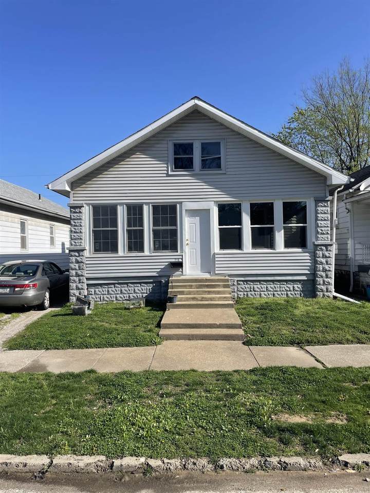 716 Oregon Street - Photo 1
