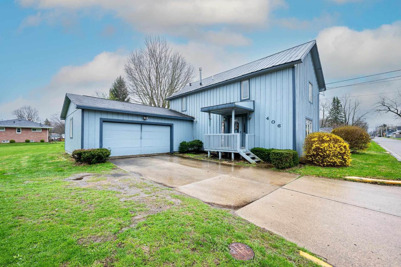 406 Maple Avenue - Photo 1