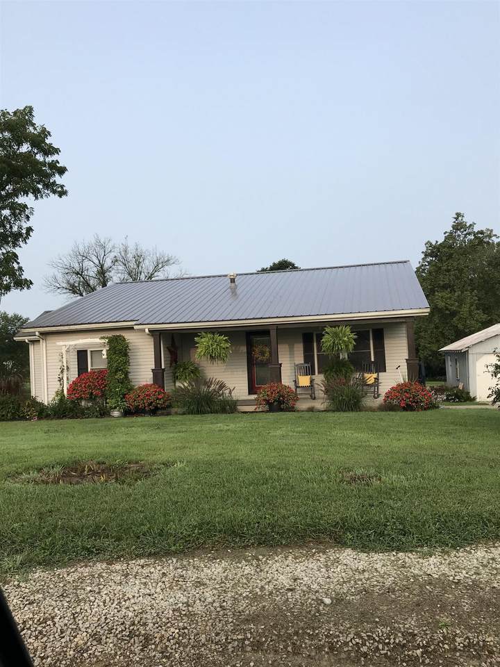 6348 775 W Road - Photo 1