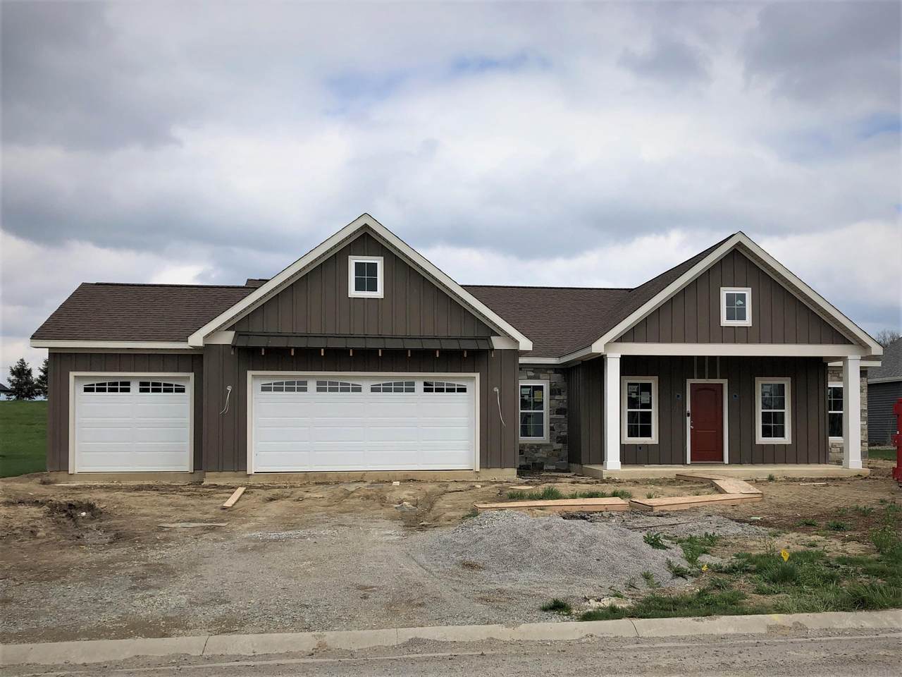 2998 Leon Cove - Photo 1