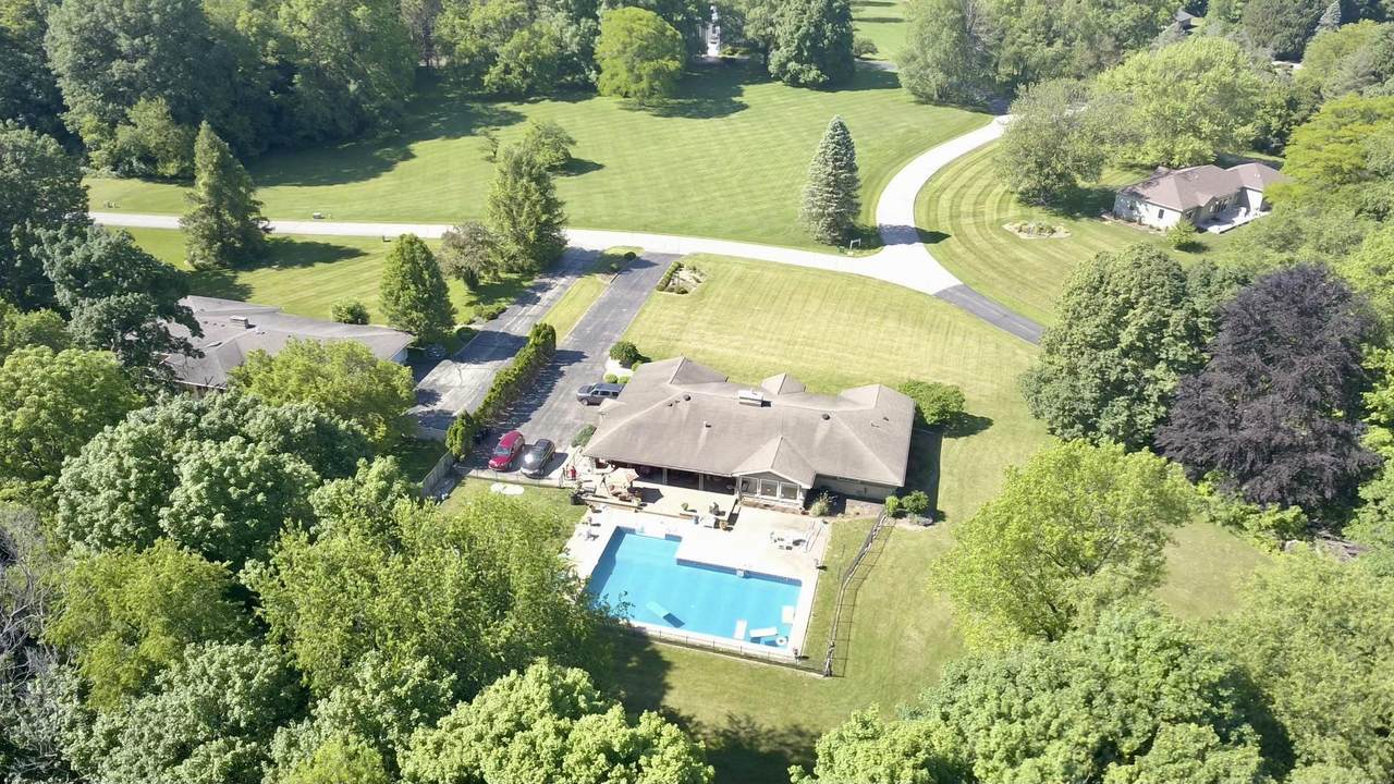 1729 Farview Drive - Photo 1