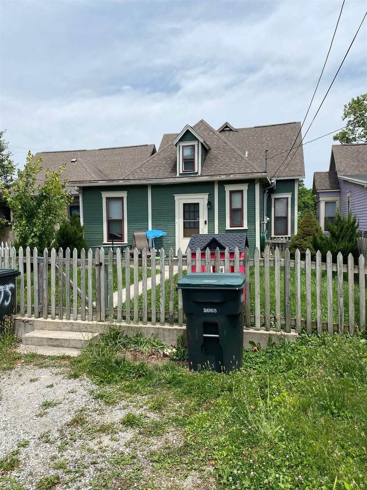 805 Jackson Street - Photo 1