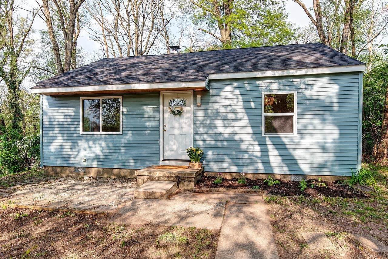 1111 Wayne Terrace - Photo 1