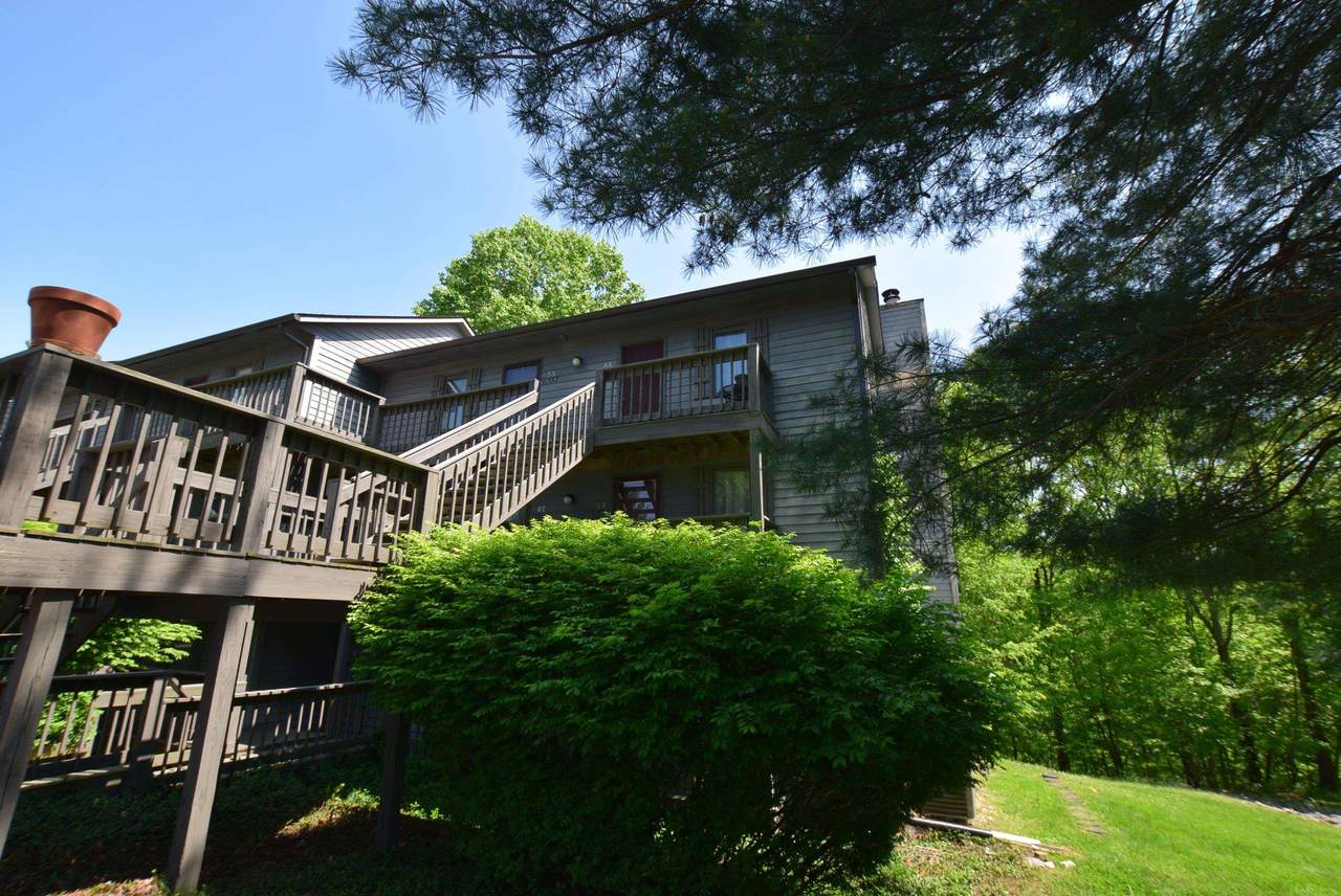 9361 Pointe Retreat Drive - Photo 1