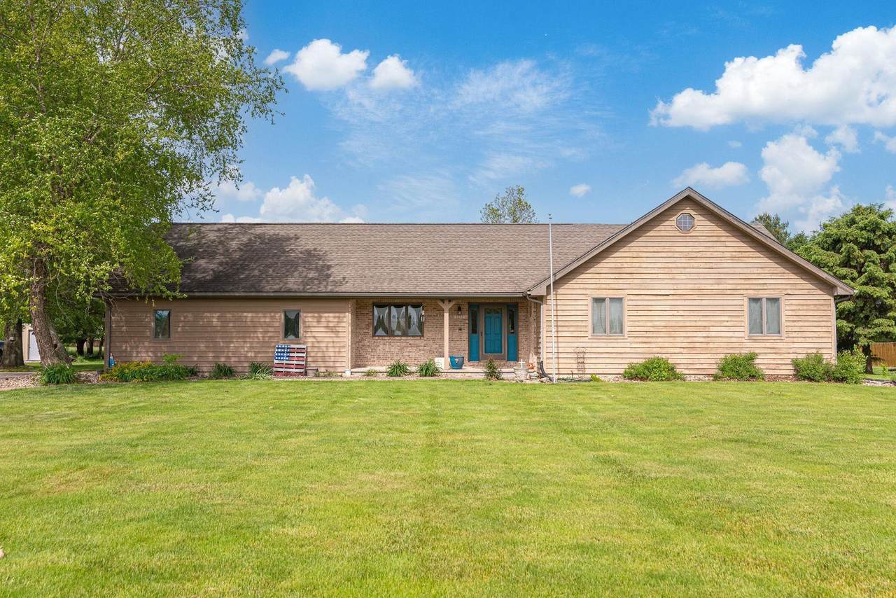 3255 500 WEST - Photo 1