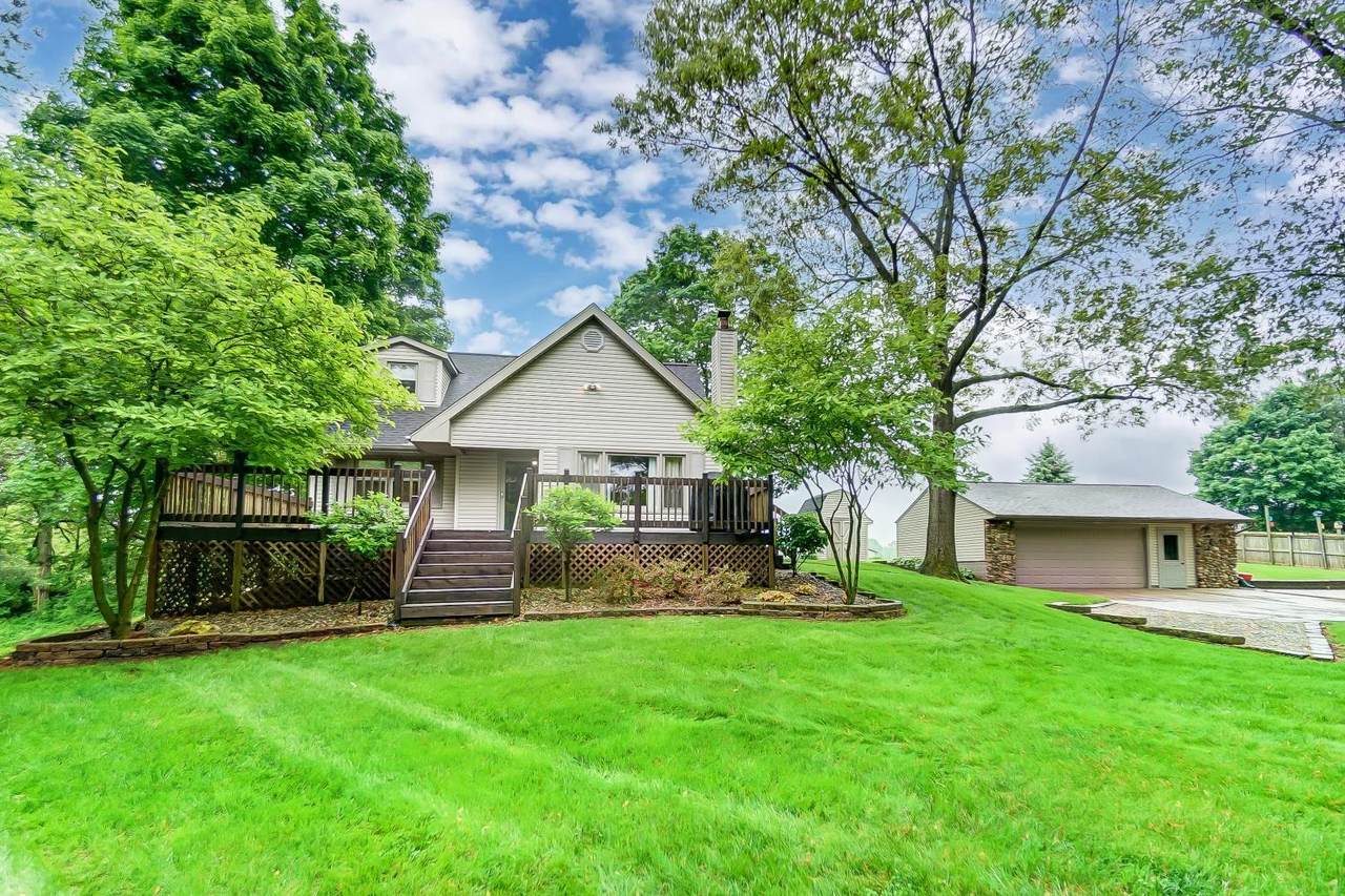 3397 Old Road 30 - Photo 1