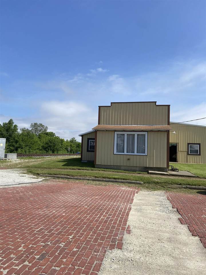 218 High Street - Photo 1