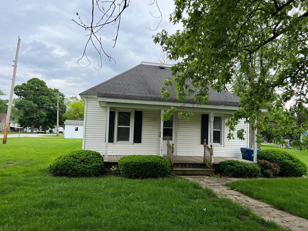 301 Maine Street - Photo 1