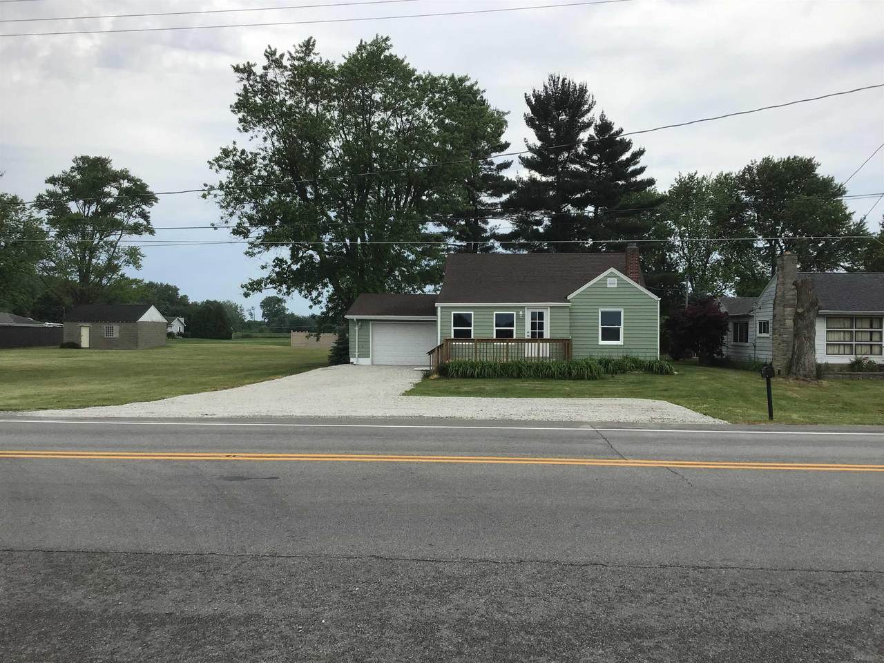 665 Us 35 - Photo 1